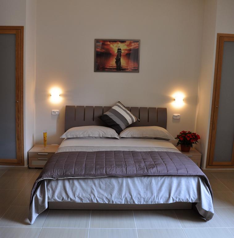 Vecchio Saracino - Carola 1801 Bed & Breakfast Agropoli Room photo